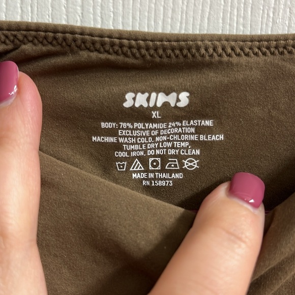 SKIMS bodysuit - Picture 2 of 3